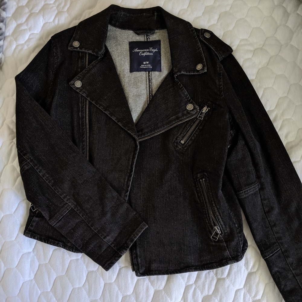 Mid-riff Cropped Denim Moto Jacket
